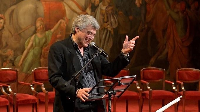 Ugo De Vita racconta  il grande Pablo Neruda  Una notte con il poeta