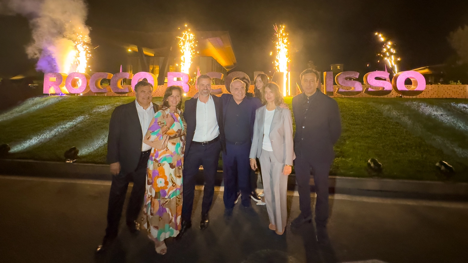 Il presidente viola alla cerimonia di presentazione: “Fuori Italia tutti gli stadi sono belli, che malattia c'è a Firenze?”
