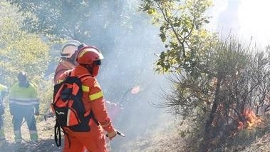 Rischio incendi boschivi, niente fuochi fino al 24 settembre