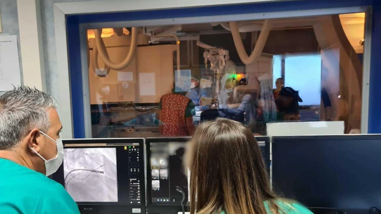 Infarto a 95 anni, salvata al S.Luca “Intervento eseguito in 30 minuti“ Infarto a 95 anni, salvata al S.Luca “Intervento eseguito in 30 minuti“