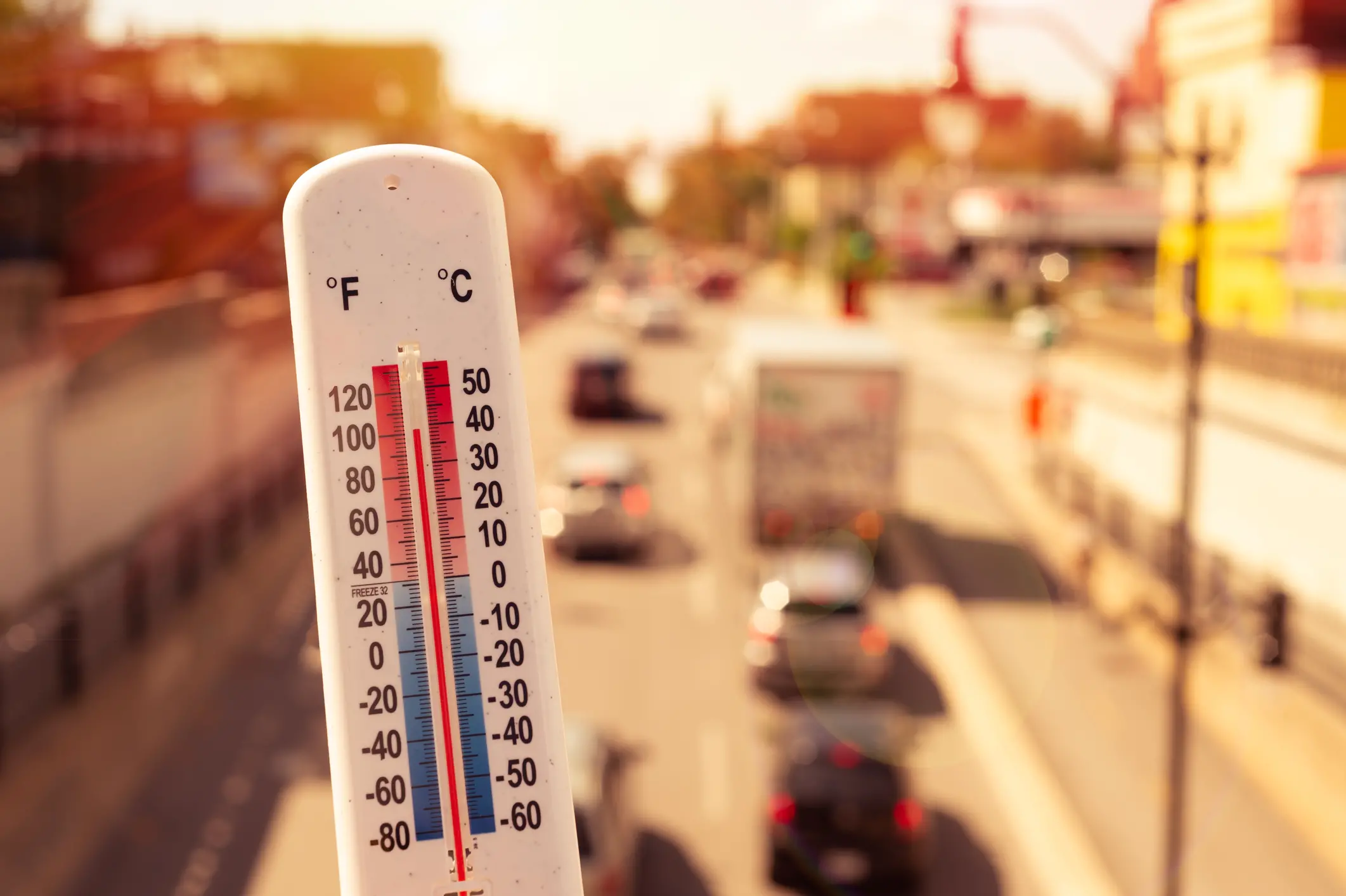 Caldo a 40 gradi, ma ha i giorni contati. Poi arriva la perturbazione atlantica. Ecco le previsioni
