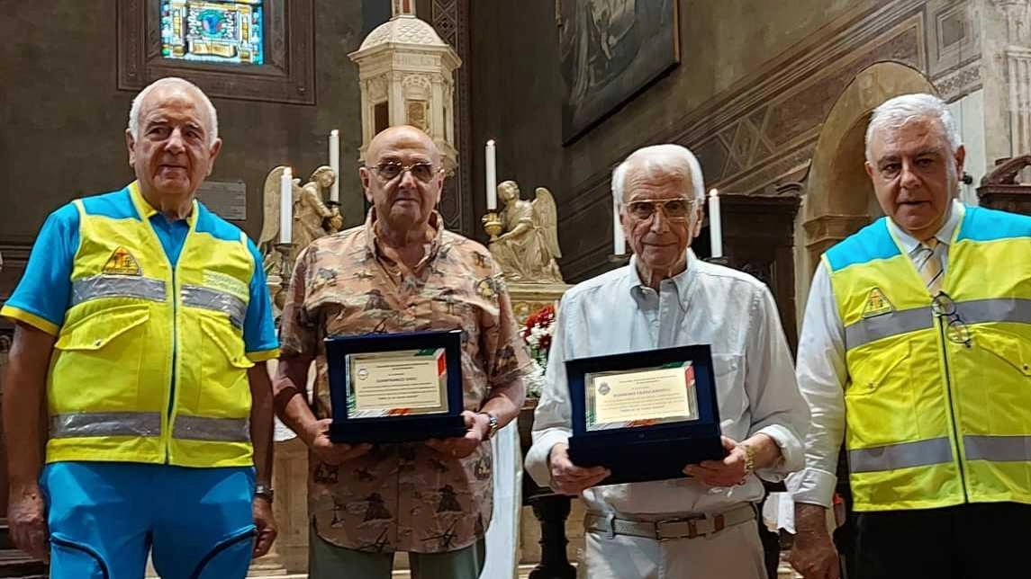 Festa Misericordia a San Gimignano: targhe per Gigli e Francardelli
Festa Misericordia a San Gimignano: targhe per Gigli e Francardelli