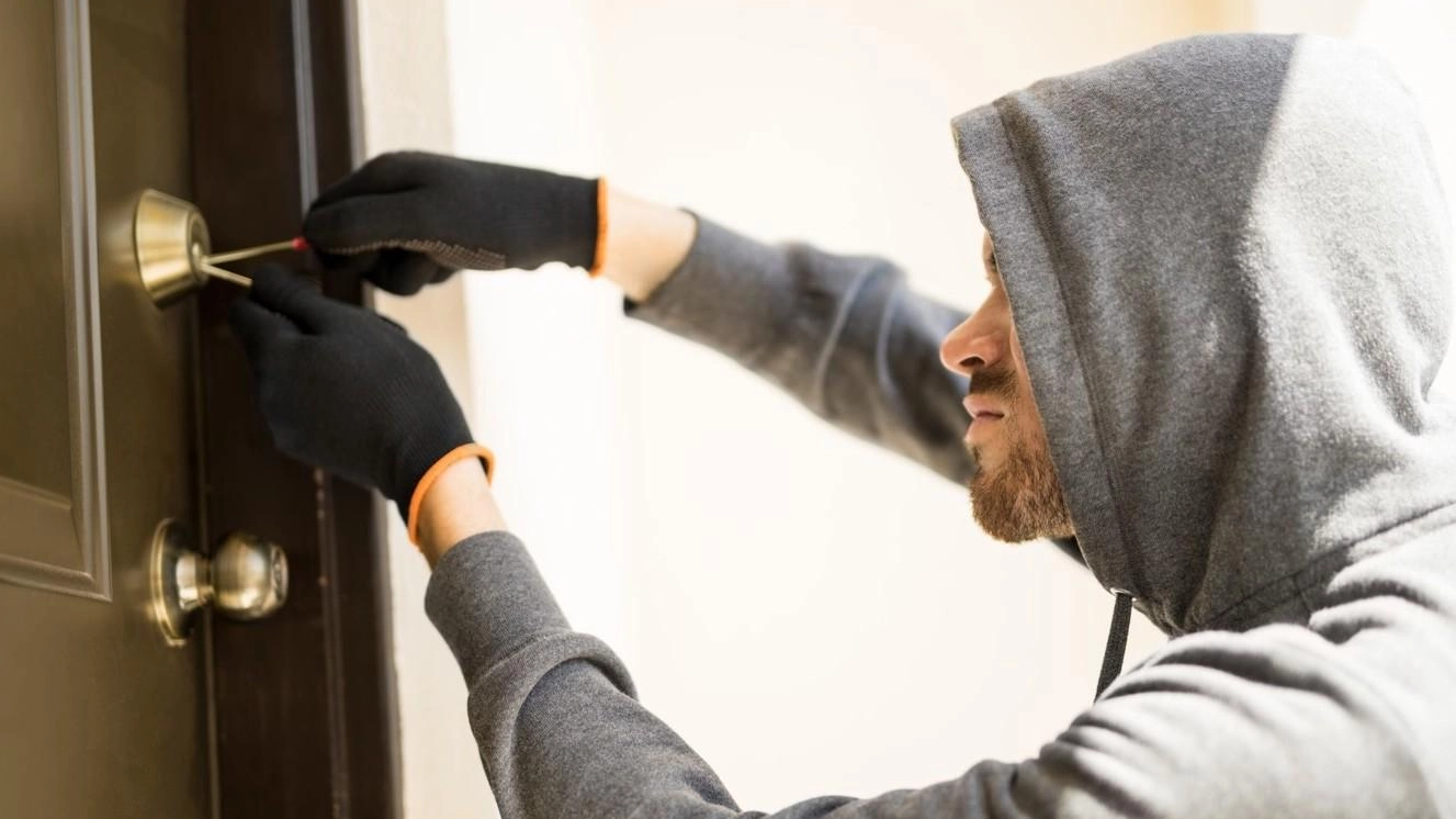 Altri due furti a Cortona: "Vogliamo più sicurezza" Altri due furti a Cortona: "Vogliamo più sicurezza"