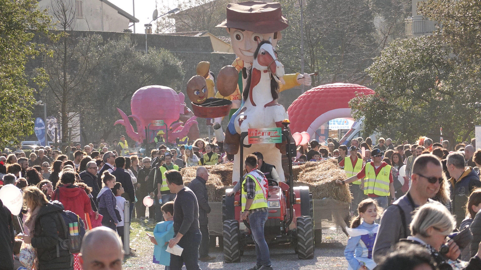 Carnevale in piazza della Resistenza, edizione 2019 (Acerboni/FotoCastellani)