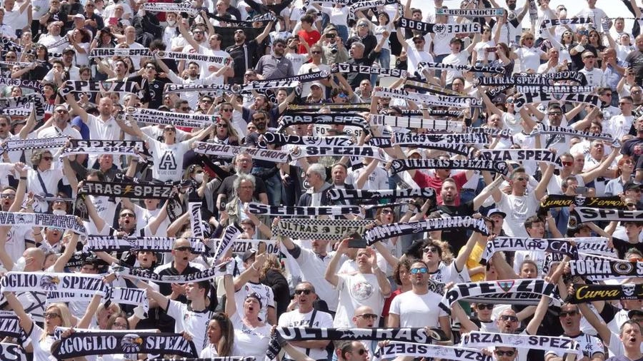 L’entusiasmo e il calore dei tifosi: in tanti domani seguiranno le Aquile a Udine