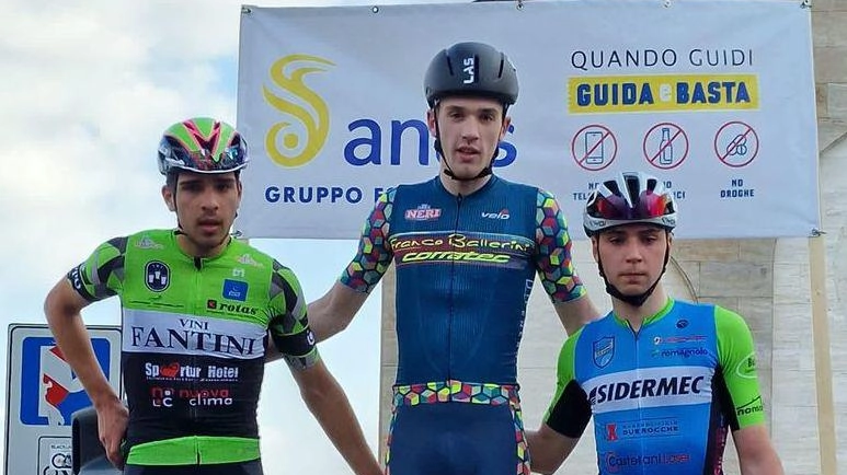 Esulta il team Franco Ballerini Maioli firma la prima vittoria Esulta il team Franco Ballerini Maioli firma la prima vittoria