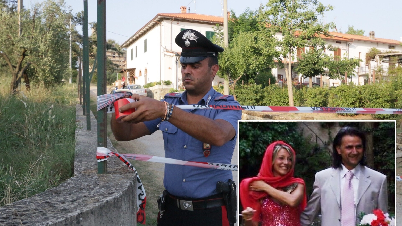 I rilievi dei carabinieri e la coppia (foto Nucci/Germogli) I rilievi dei carabinieri e la coppia (foto Nucci/Germogli)