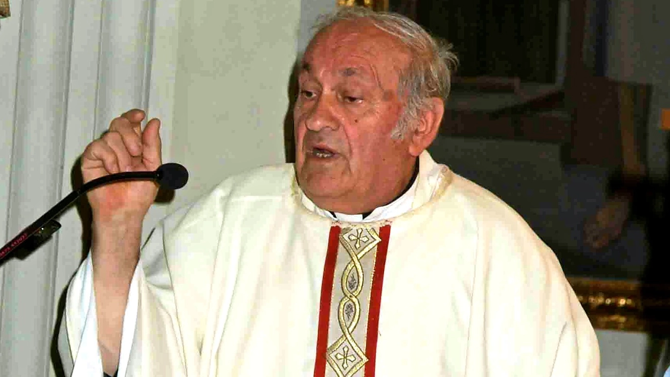Monsignor Cesare Pazzagli, aveva 88 anni