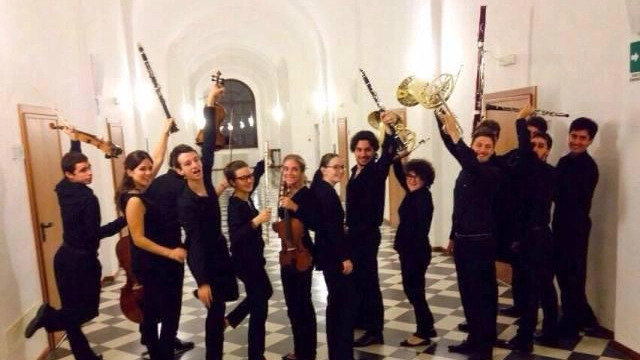 Concerto e targa per Rinaldo Franci Nella contrada del Drago Concerto e targa per Rinaldo Franci Nella contrada del Drago