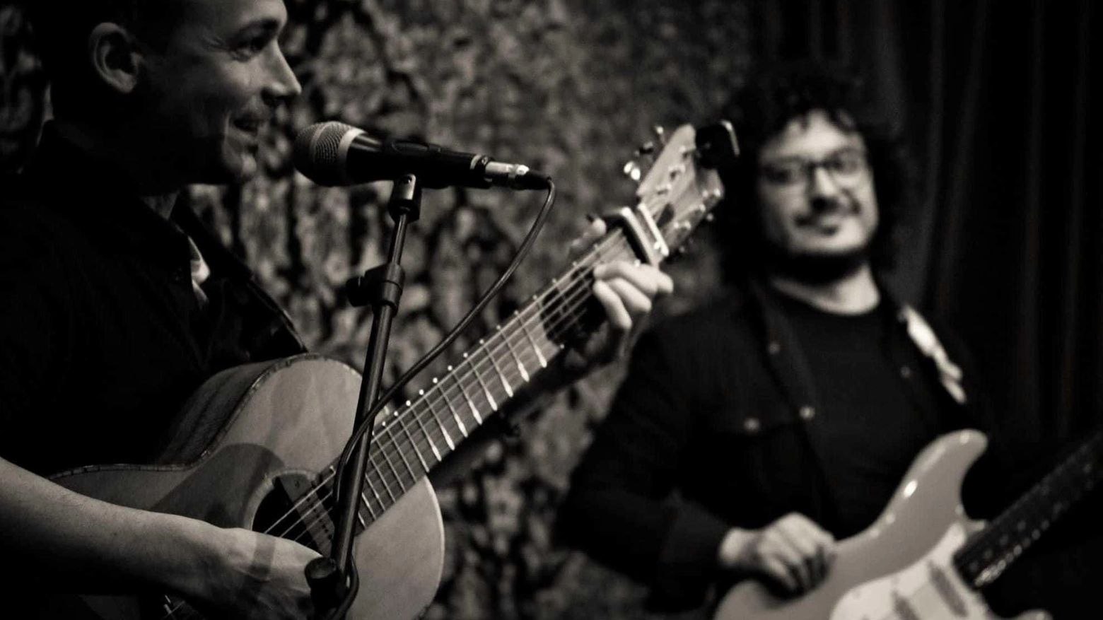 I live nei locali. Solisti e band nel weekend I live nei locali. Solisti e band nel weekend