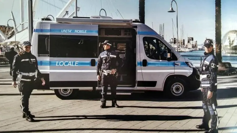 Alla guida di un monopattino provoca incidente. Era ricercato da 3 anni: arrestato