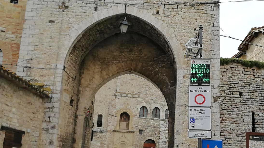 Nuove regole per la Ztl  Fascia oraria ridotta  per ’carico e scarico’