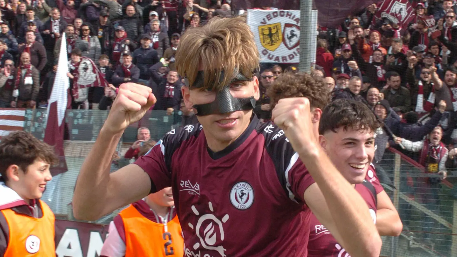 Dottor Risaliti, giù la maschera: "Mi tatuo la C" Dottor Risaliti, giù la maschera: "Mi tatuo la C"
