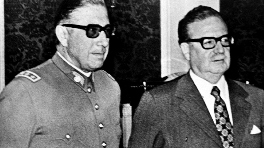 Augusto Pinochet e Salvador Allende