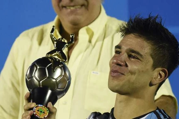 Genoa, ufficiale Giovanni Simeone