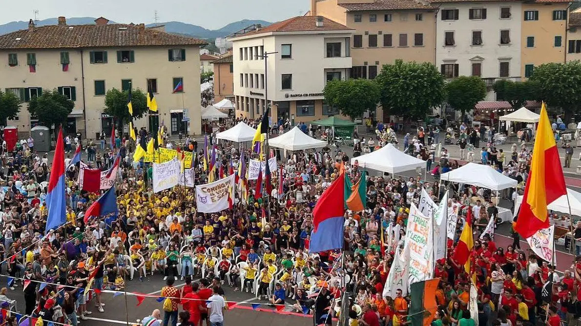 Giochi, musica e tanta tradizione Parte oggi la festa ’Cantà Maggio’ Giochi, musica e tanta tradizione Parte oggi la festa ’Cantà Maggio’