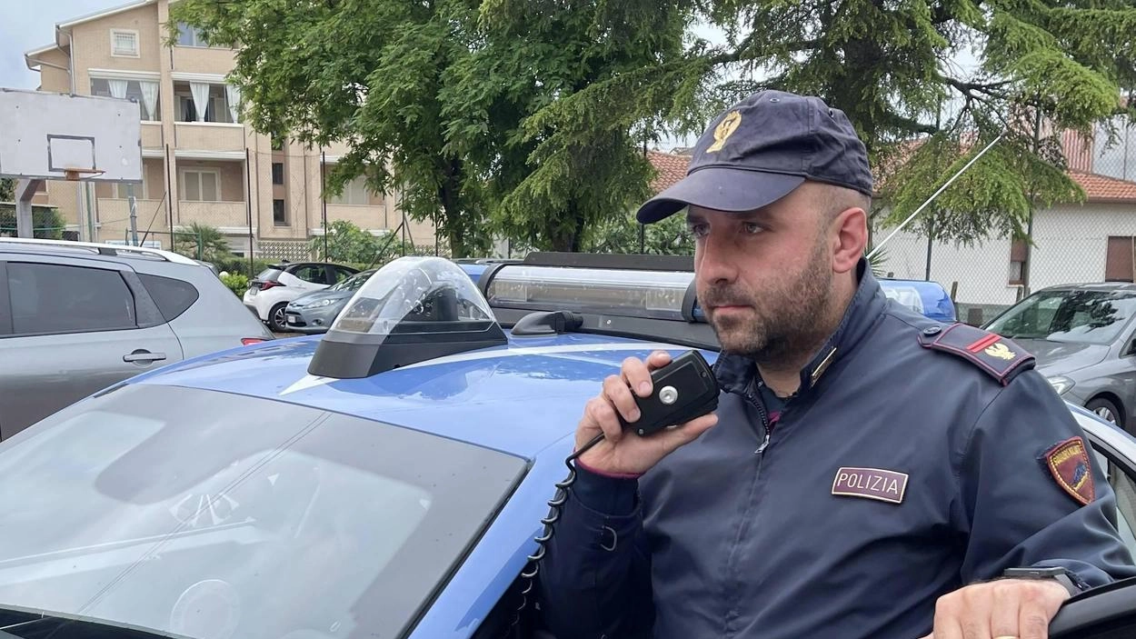 Furti, rapine e spaccio di droga. Tre uomini in manette in poche ore Furti, rapine e spaccio di droga. Tre uomini in manette in poche ore