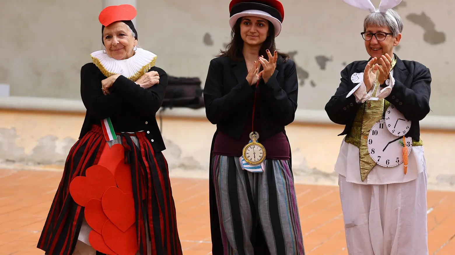 Week-end Leggendario Inaugurato il Festival che va alla conquista di piccoli e grandi lettori Week-end Leggendario Inaugurato il Festival che va alla conquista di piccoli e grandi lettori
