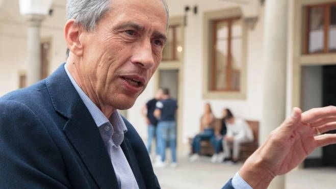 Il rettore dell'Università Riccardo Zucchi