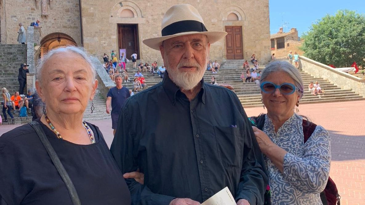 Festa sotto le torri Personale di Pistoletto Festa sotto le torri Personale di Pistoletto