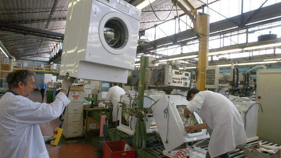 Nella fabbrica della Candy a Brugherio lavorano circa 400 operai