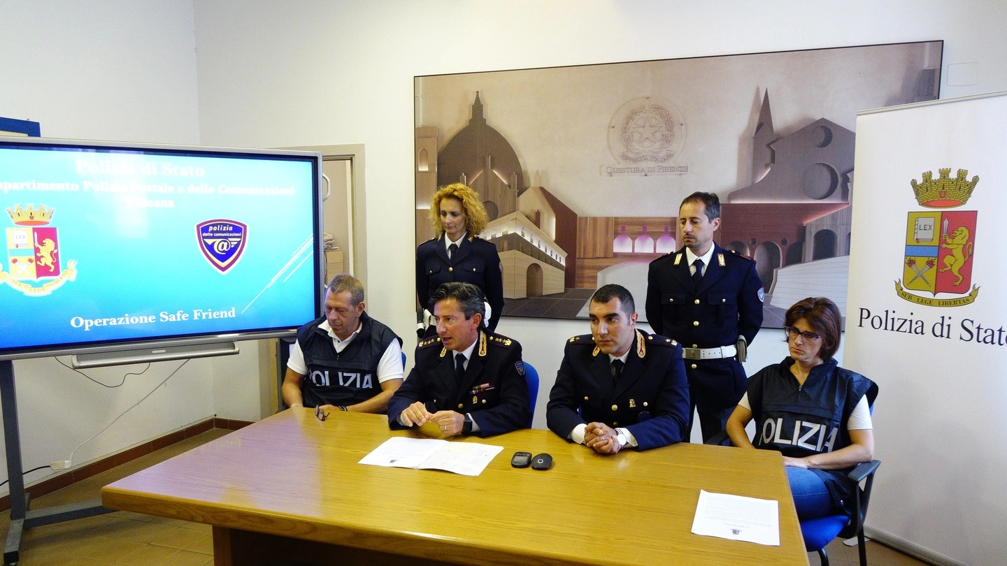 La conferenza stampa della Polizia Postale (Gianluca Moggi / New Press Photo)
