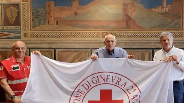 Il Comune rende onore alla Croce Rossa Il Comune rende onore alla Croce Rossa