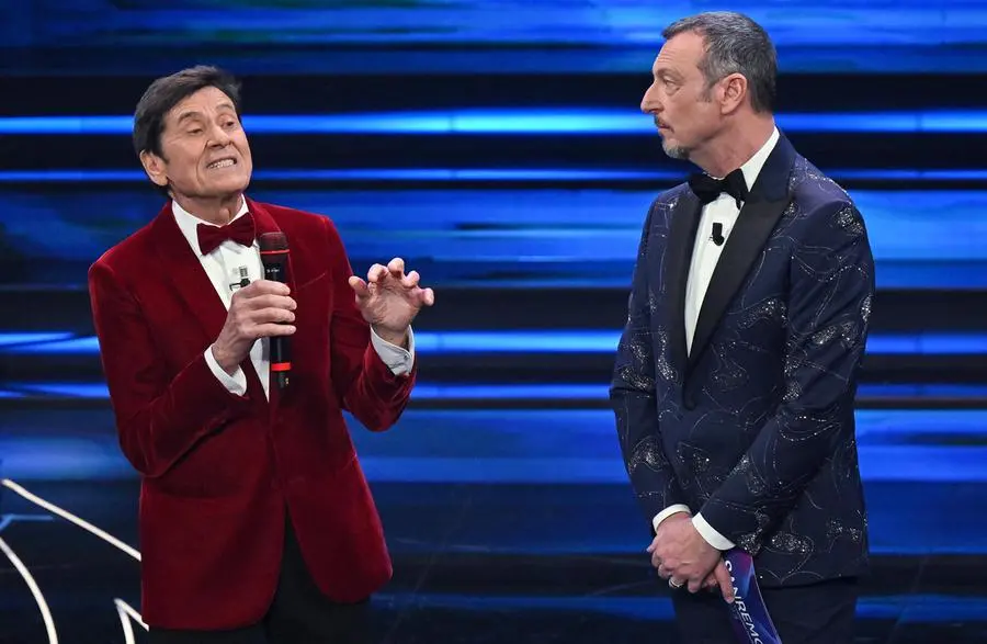 Orari Sanremo 2023 serata cover: quando tocca ai toscani