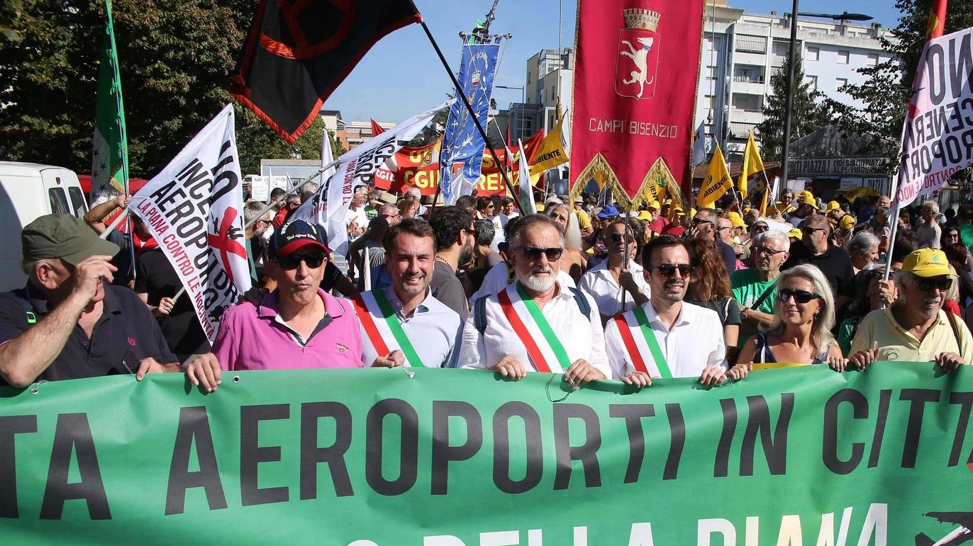 Il Comune di Sesto boccia il Masterplan. I cittadini pronti a manifestare per il sì Il Comune di Sesto boccia il Masterplan. I cittadini pronti a manifestare per il sì