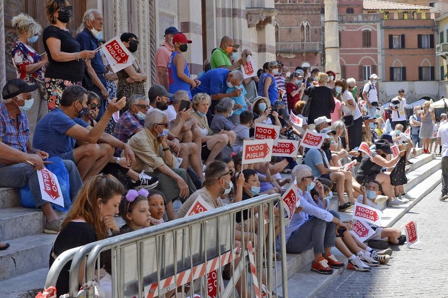 immagine di sfondo 1