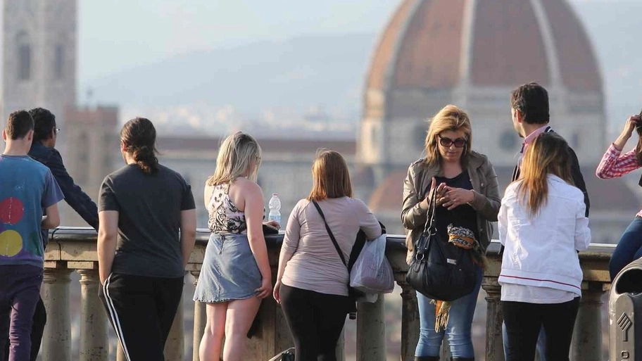 Piazzale Michelangelo a Firenze (foto Marco Mori/New Press Photo)