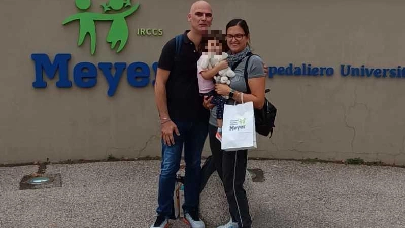 "Vi racconto il nostro incubo al Meyer". La piccola Vittoria è tornata a casa