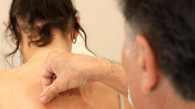 Un caffè per affrontare  le cure della fibromialgia