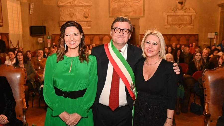 Da sinistra, Pamela Kustermann, Carlo Calenda e Barbara MAsini (Acerboni/FotoCastellani)