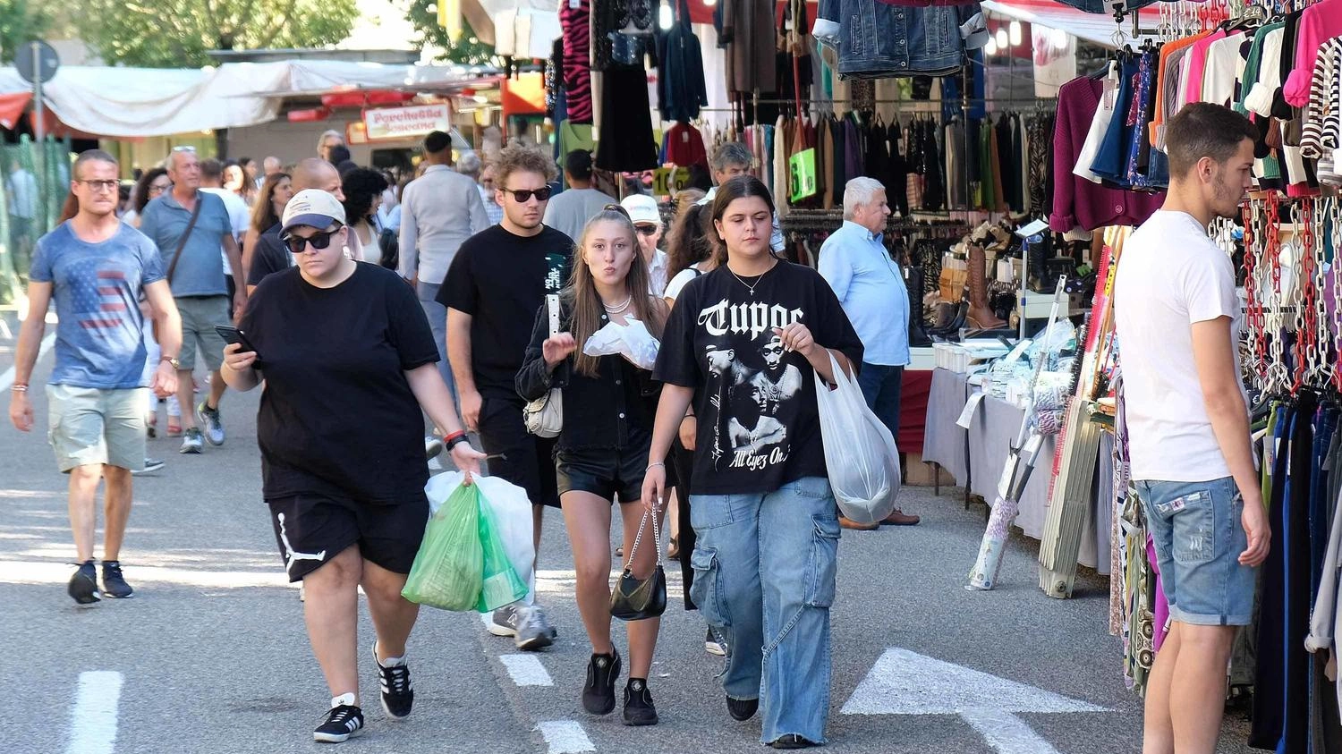 Mestolo, la ritirata avanza Verso nuovi tagli alle strade già dal prossimo anno Ma la fiera tira ancora Mestolo, la ritirata avanza Verso nuovi tagli alle strade già dal prossimo anno Ma la fiera tira ancora