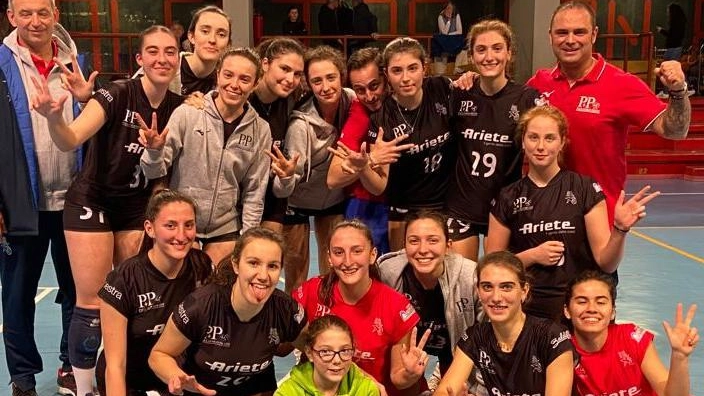 La Pallavolo Prato è salva Esplode la gioia dell’Ariete La Pallavolo Prato è salva Esplode la gioia dell’Ariete
