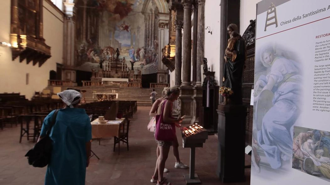 La Chiesa della Santissima Annunziata, un gioiello di fronte alla Cattedrale La Chiesa della Santissima Annunziata, un gioiello di fronte alla Cattedrale