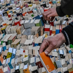 Firenze, apre un angolo di lettura dove prendere, donare o scambiare libri