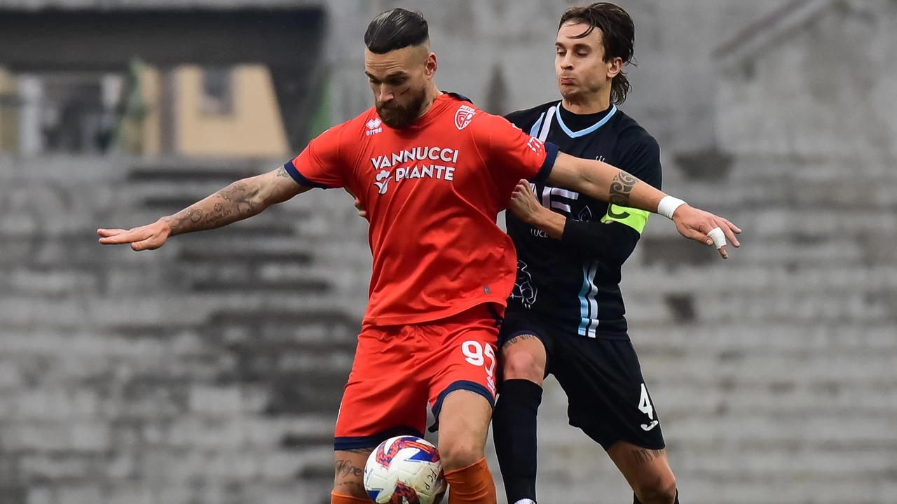 Claudio Sparacello è diventato il riferimento dell’attacco della Pistoiese di Villa. In questa stagione ha messo a segno 5 gol e fornito 5 assist (Acerboni-Castellani) Claudio Sparacello è diventato il riferimento dell’attacco della Pistoiese di Villa. In questa stagione ha messo a segno 5 gol e fornito 5 assist (Acerboni-Castellani)