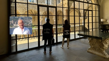 La villa da sogno e un fiume di soldi: Firenze, l’oligarca russo e il clamoroso sequestro