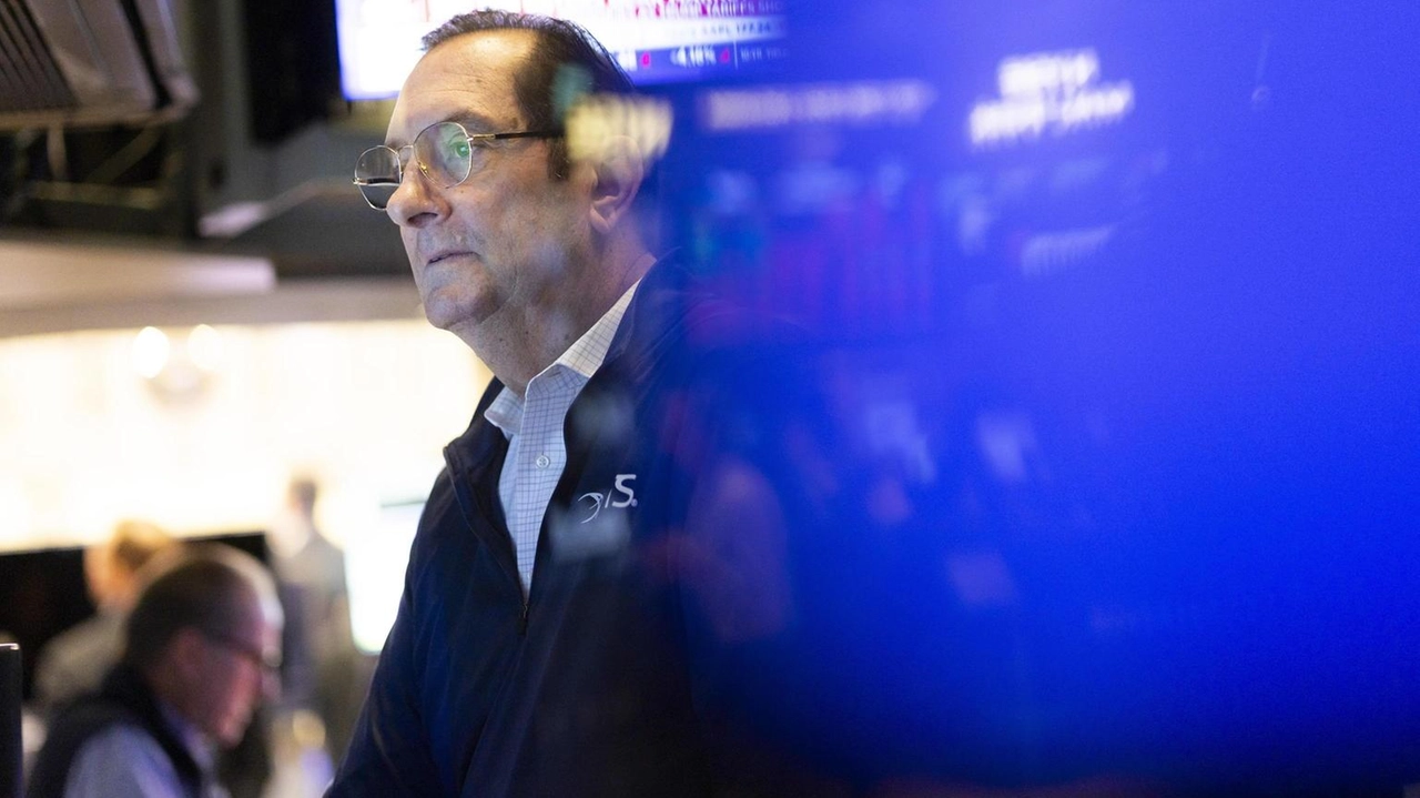 S 500 perde l'1,01%