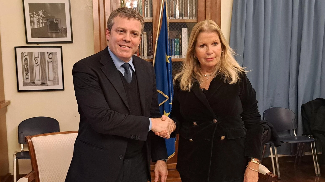 Il rettore della Scuola IMT, Lorenzo Casini, e il prefetto Laura Lega Il rettore della Scuola IMT, Lorenzo Casini, e il prefetto Laura Lega