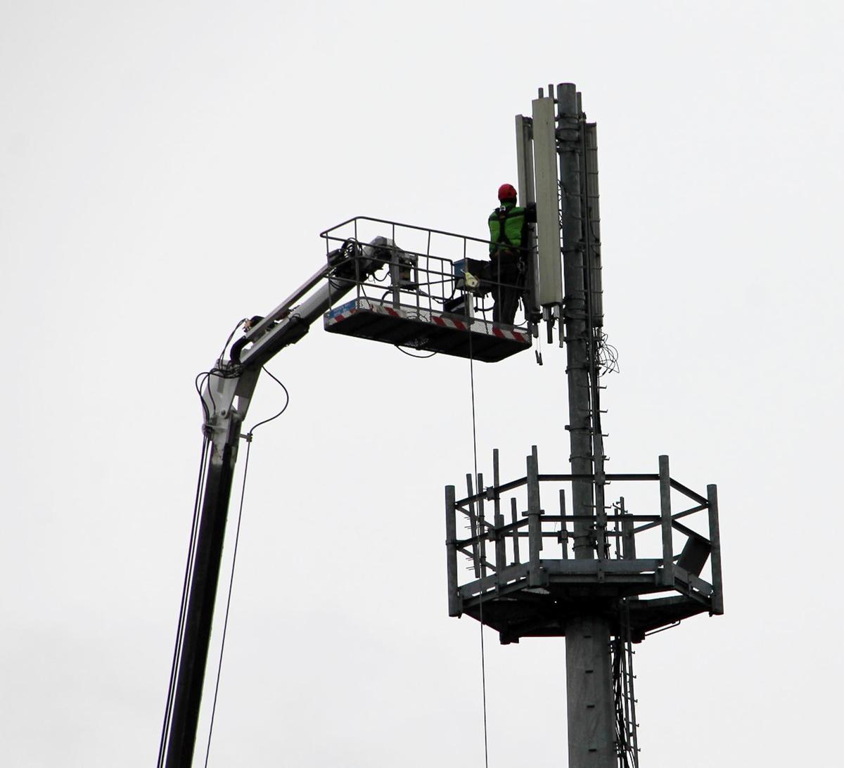 Castelfranco Altopascio. Le antenne della discordia Castelfranco Altopascio. Le antenne della discordia