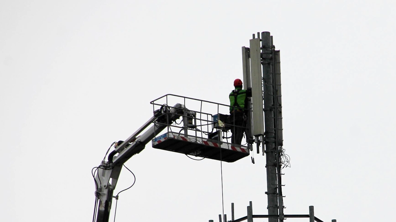 Lite tra i Comuni di Altopascio e Castelfranco per le antenne dei telefonini (. foto di archivio Lite tra i Comuni di Altopascio e Castelfranco per le antenne dei telefonini (. foto di archivio