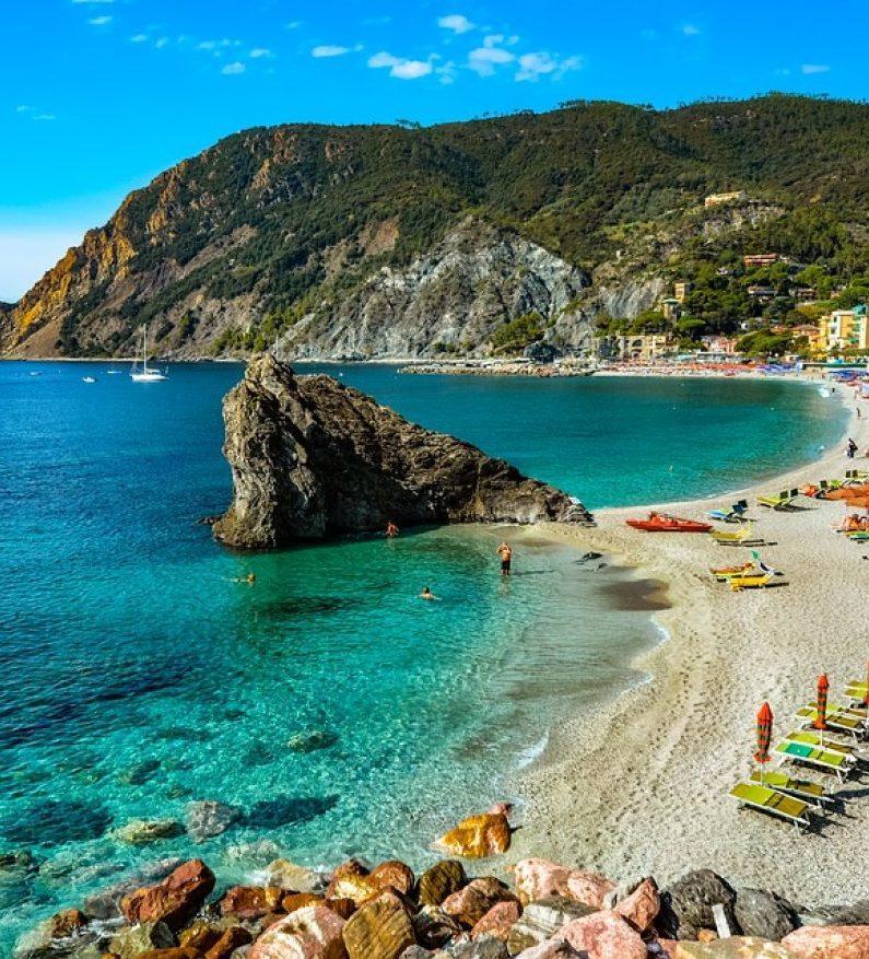 Uno zeffiro che brilla in mare Uno zeffiro che brilla in mare