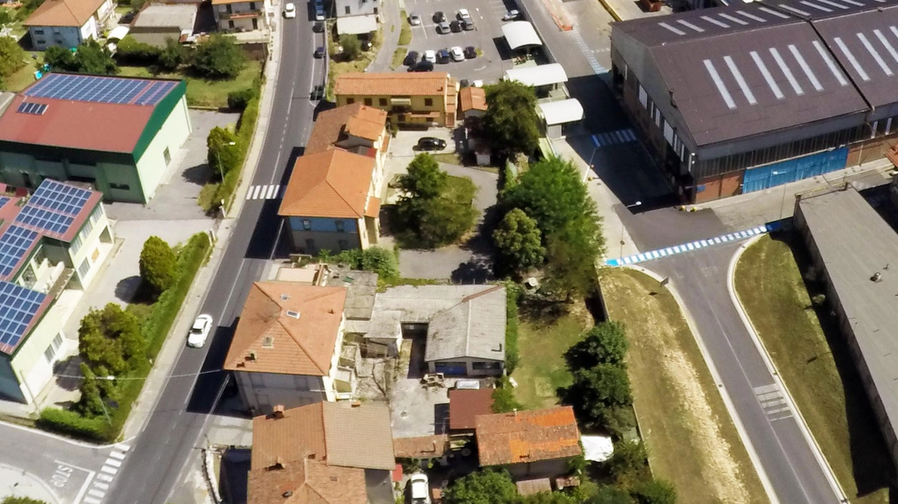 Il coordinamento di FdI di Barga manifesta solidarietà e vicinanza alla cittadinanza di Fornaci, "ostaggio sempre più di risse e... Il coordinamento di FdI di Barga manifesta solidarietà e vicinanza alla cittadinanza di Fornaci, "ostaggio sempre più di risse e...