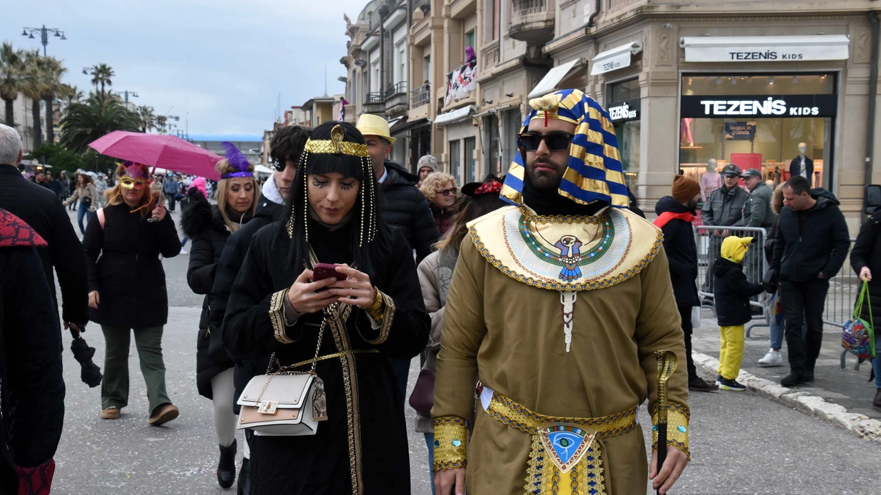 Oggi è di nuovo Carnevale con il secondo corso mascherato