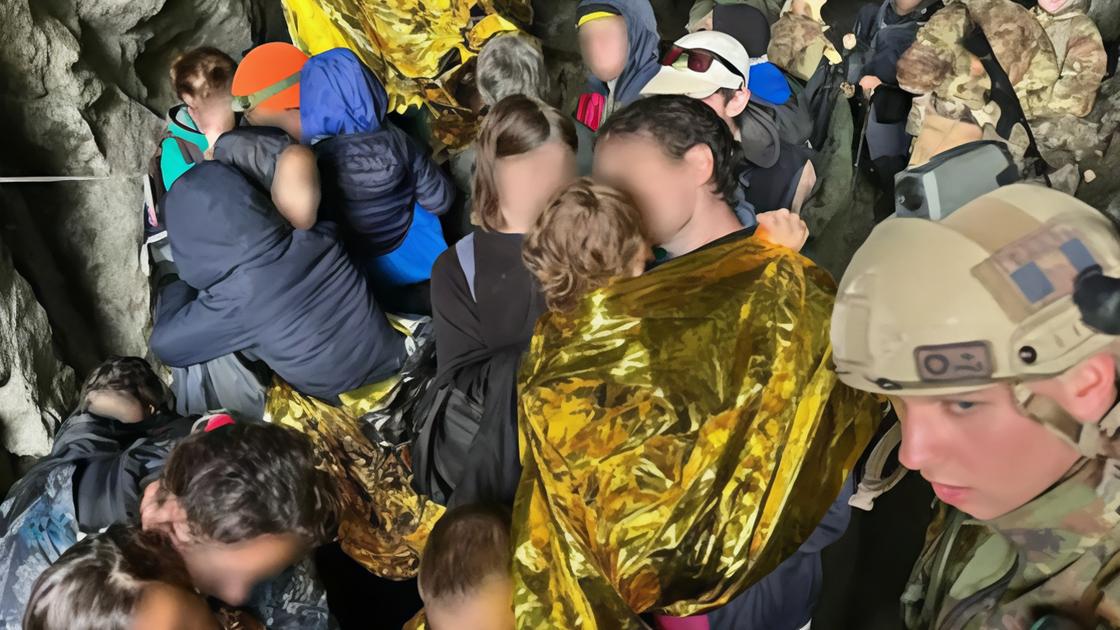 Esercitazione ’reale’. Si addestrano alle emergenze e poi salvano sul serio Esercitazione ’reale’. Si addestrano alle emergenze e poi salvano sul serio