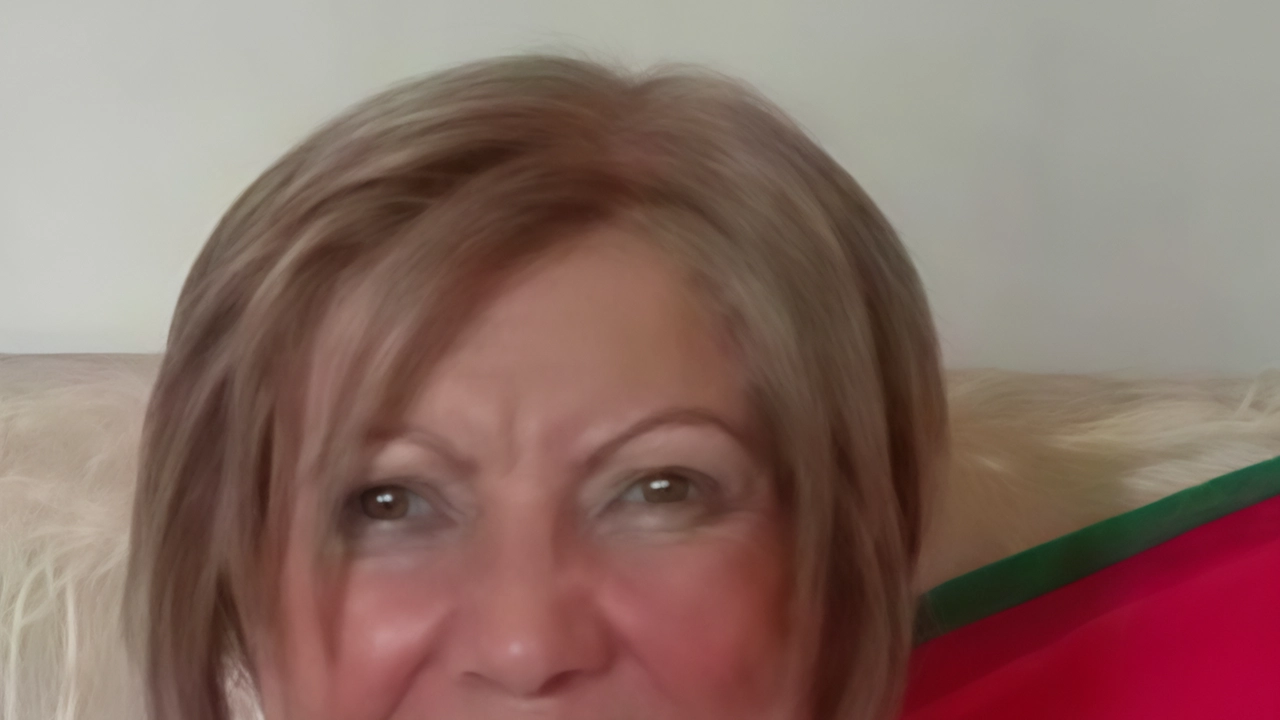 Addio alla professoressa Savina Di Pinto-De Angelis, figura di spicco nel Liceo Filippo Buonarroti di Pisa. Il suo impegno e la sua innovazione didattica saranno ricordati con affetto dai colleghi e dagli ex studenti. Addio alla professoressa Savina Di Pinto-De Angelis, figura di spicco nel Liceo Filippo Buonarroti di Pisa. Il suo impegno e la sua innovazione didattica saranno ricordati con affetto dai colleghi e dagli ex studenti.