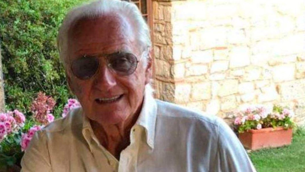 Il Comune di Lerici assegna il Premio Tarabotto allo stilista Maurizio Baldassari Il Comune di Lerici assegna il Premio Tarabotto allo stilista Maurizio Baldassari